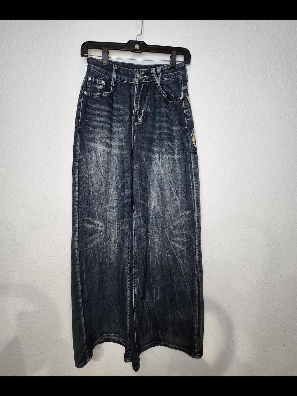 ROMWE Dark Washed Wide-Leg Distressed Jeans Y2K